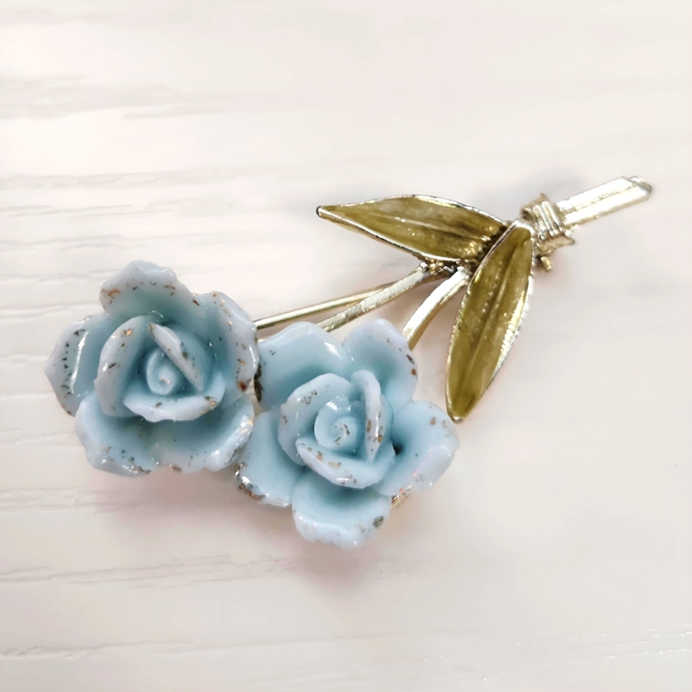 Vintage CORO Baby Blue Porcelain Double Rose Enameled Leaf Brooch Pin